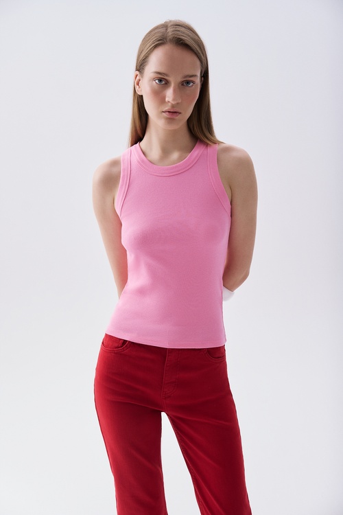 PEMBE