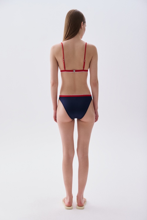 Kadın Lacivert Nakışlı Üçgen Bikini Üstü