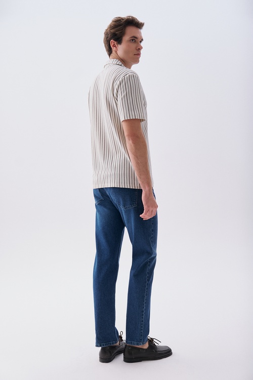 Erkek Kırık Beyaz Çizgili Comfort Fit Kısa Kollu Gömlek