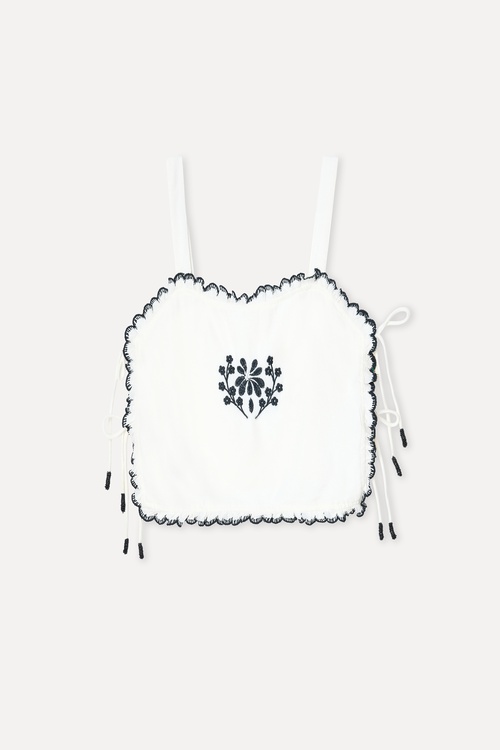  Kadın Kırık Beyaz Nakışlı Kolsuz Crop Bluz