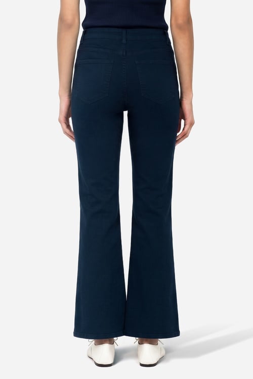  Kadın Lacivert Cep Detaylı Flare Fit Pantolon