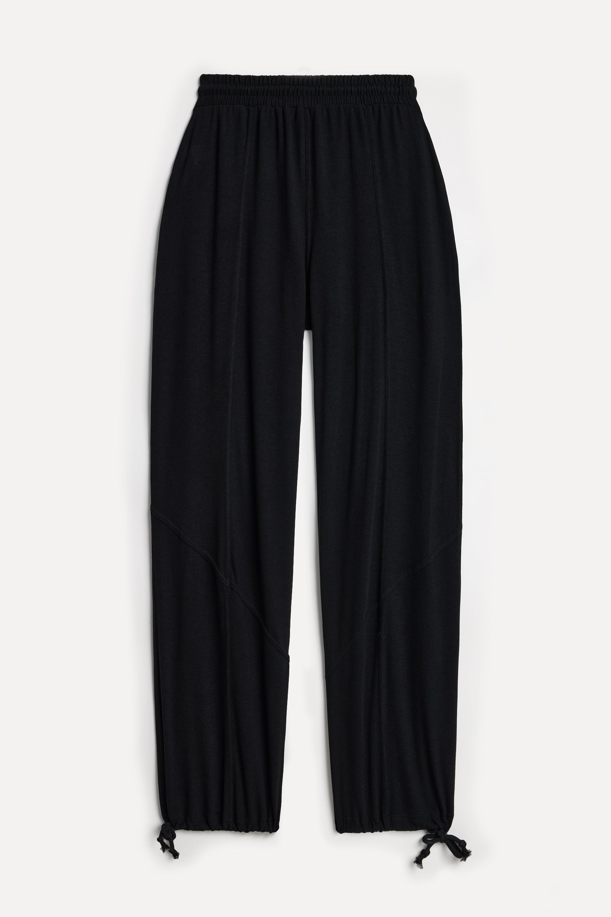 Kadın Siyah Jogger Fit Bağlamalı Pantolon